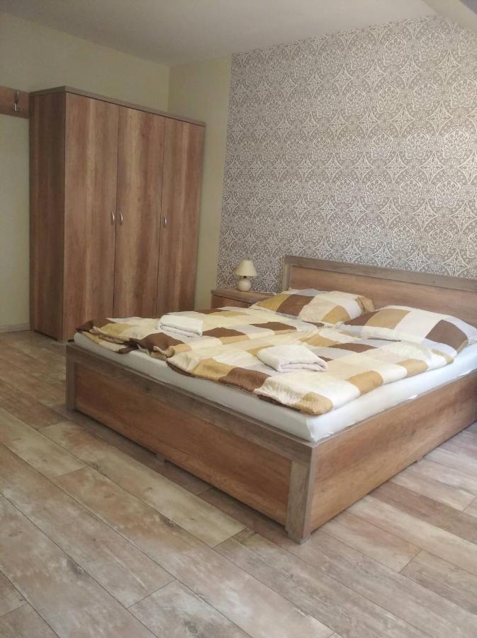 Bed and Breakfast Verba Tanya à Kotaj Extérieur photo